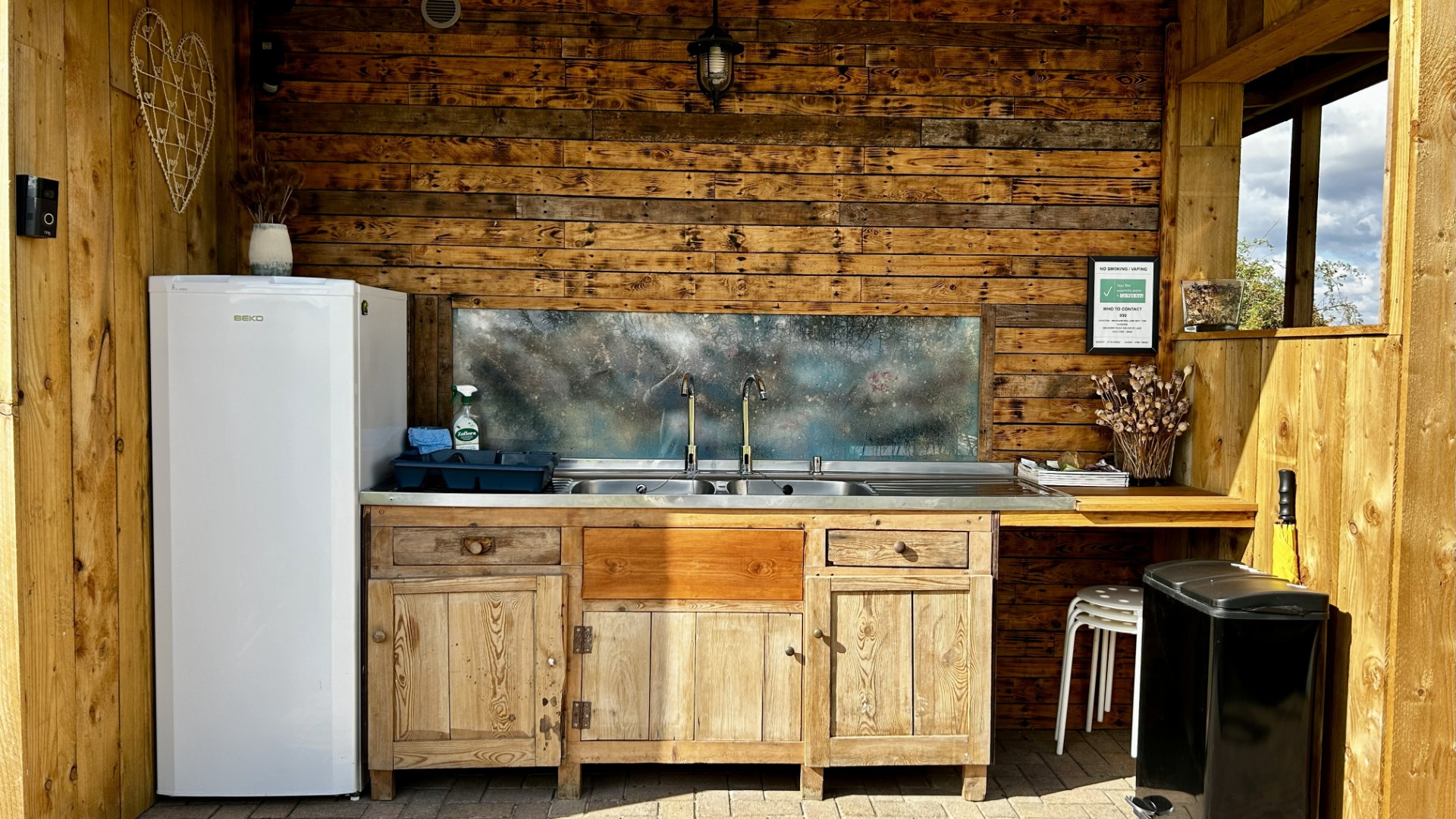 Washing up Area (Shared Facilities)